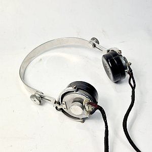 Period Headphones / Headset
